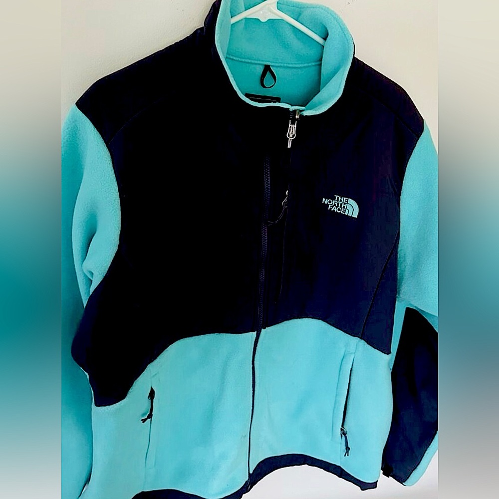 The North Face Full Zip Women’s Denali XXL. TURQUOISE  NWOT. ***Beautifull***